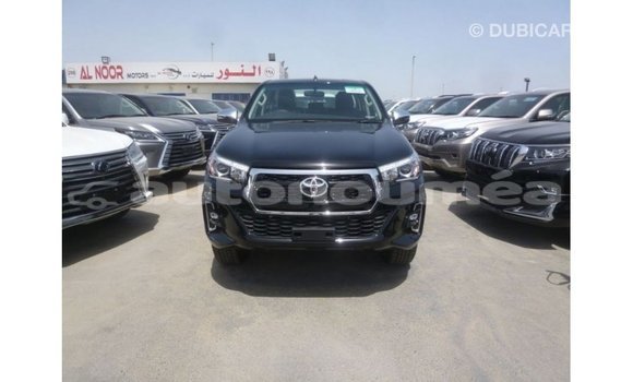 Acheter Import Voiture Toyota Hilux Noir à Import - Dubai, Iles Acheter Import Voiture Toyota Hilux Noir à Import - Dubai, Iles