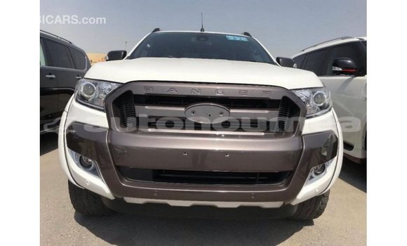Acheter Import Voiture Ford Ranger Blanc à Import - Dubai, Iles Acheter Import Voiture Ford Ranger Blanc à Import - Dubai, Iles