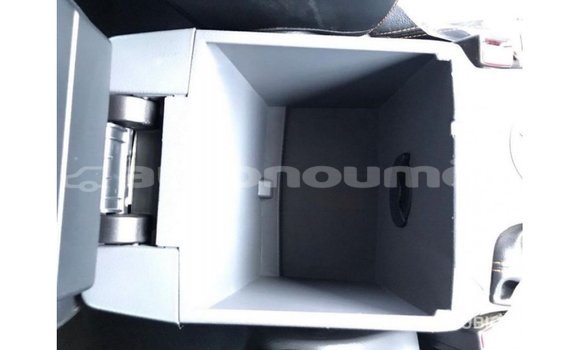 Acheter Import Voiture Ford Ranger Blanc à Import - Dubai, Iles Acheter Import Voiture Ford Ranger Blanc à Import - Dubai, Iles