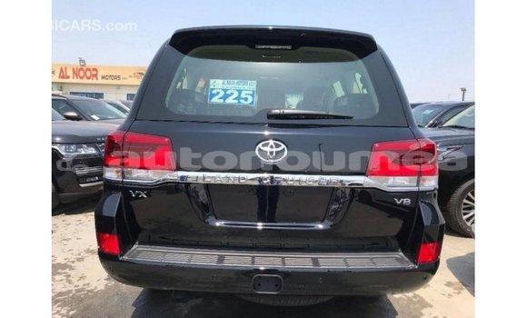 Acheter Import Voiture Toyota Land Cruiser Noir à Import - Dubai, Iles Acheter Import Voiture Toyota Land Cruiser Noir à Import - Dubai, Iles