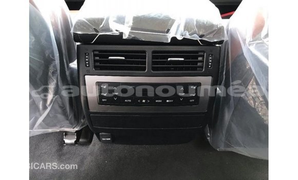Acheter Import Voiture Toyota Land Cruiser Noir à Import - Dubai, Iles Acheter Import Voiture Toyota Land Cruiser Noir à Import - Dubai, Iles