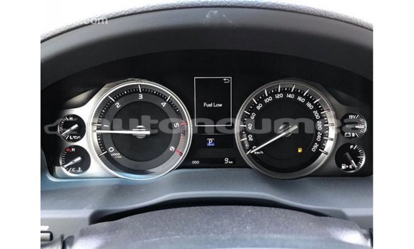 Acheter Import Voiture Toyota Land Cruiser Noir à Import - Dubai, Iles Acheter Import Voiture Toyota Land Cruiser Noir à Import - Dubai, Iles