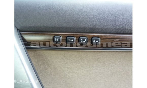 Buy Import Toyota Land Cruiser Black Car in Import - Dubai in Iles Buy Import Toyota Land Cruiser Black Car in Import - Dubai in Iles