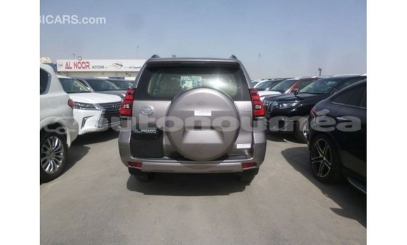 Acheter Import Voiture Toyota Prado Autre à Import - Dubai, Iles Acheter Import Voiture Toyota Prado Autre à Import - Dubai, Iles