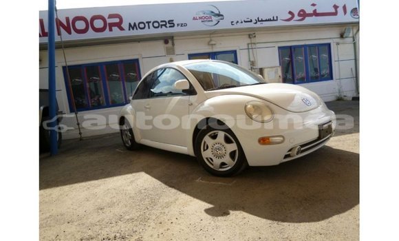 Acheter Import Voiture Volkswagen Beetle Blanc à Import - Dubai, Iles Acheter Import Voiture Volkswagen Beetle Blanc à Import - Dubai, Iles