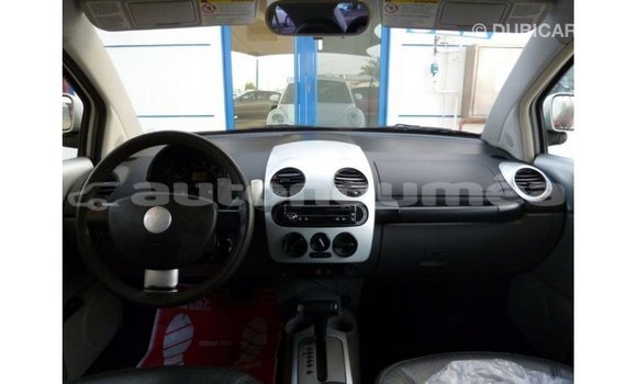 Acheter Import Voiture Volkswagen Beetle Blanc à Import - Dubai, Iles Acheter Import Voiture Volkswagen Beetle Blanc à Import - Dubai, Iles