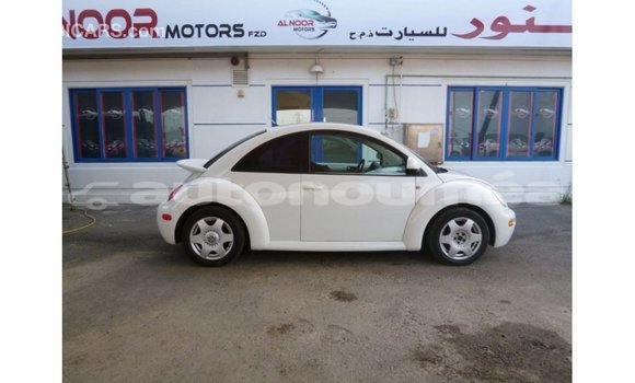 Acheter Import Voiture Volkswagen Beetle Blanc à Import - Dubai, Iles Acheter Import Voiture Volkswagen Beetle Blanc à Import - Dubai, Iles