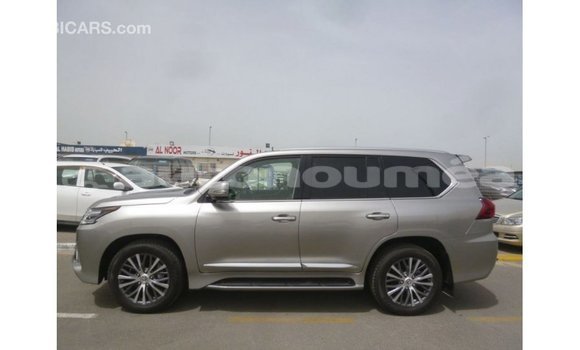 Acheter Import Voiture Lexus LX Autre à Import - Dubai, Iles Acheter Import Voiture Lexus LX Autre à Import - Dubai, Iles