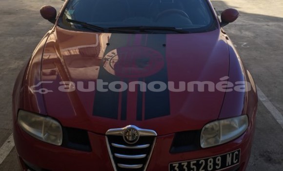 Buy Used Alfa Romeo GT Red Car in Noumea in Sud