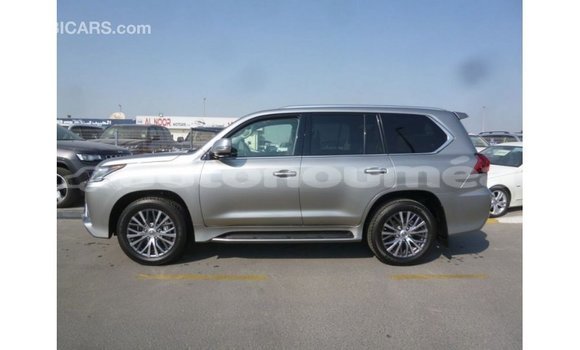 Buy Import Lexus LX Other Car in Import - Dubai in Iles Buy Import Lexus LX Other Car in Import - Dubai in Iles