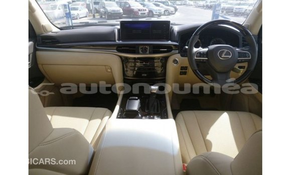 Acheter Import Voiture Lexus LX Blanc à Import - Dubai, Iles Acheter Import Voiture Lexus LX Blanc à Import - Dubai, Iles