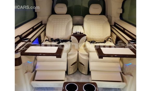 Acheter Import Voiture Mercedes-Benz 250 Noir à Import - Dubai, Iles Acheter Import Voiture Mercedes-Benz 250 Noir à Import - Dubai, Iles