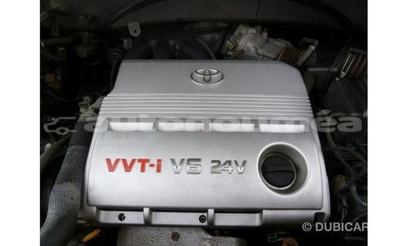 Acheter Import Voiture Toyota Harrier Noir à Import - Dubai, Iles Acheter Import Voiture Toyota Harrier Noir à Import - Dubai, Iles