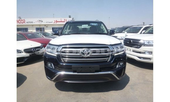 Acheter Import Voiture Toyota Land Cruiser Bleu à Import - Dubai, Iles Acheter Import Voiture Toyota Land Cruiser Bleu à Import - Dubai, Iles