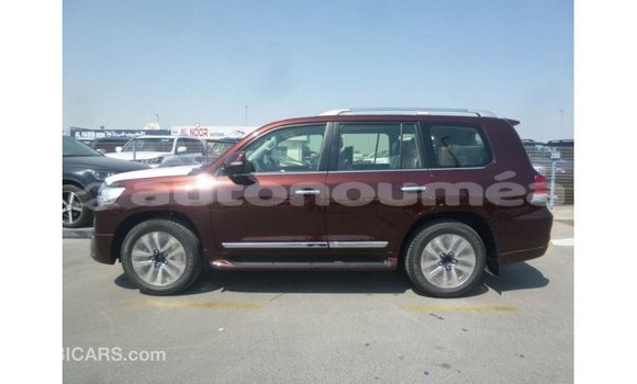 Buy Import Toyota Land Cruiser Red Car in Import - Dubai in Iles Buy Import Toyota Land Cruiser Red Car in Import - Dubai in Iles