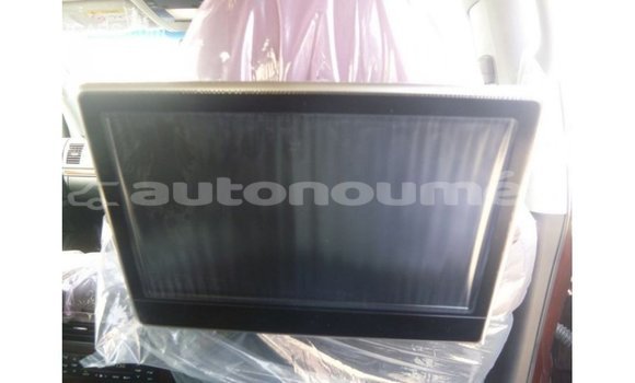 Buy Import Toyota Land Cruiser Red Car in Import - Dubai in Iles Buy Import Toyota Land Cruiser Red Car in Import - Dubai in Iles