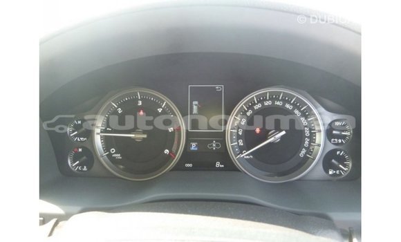 Buy Import Toyota Land Cruiser Red Car in Import - Dubai in Iles Buy Import Toyota Land Cruiser Red Car in Import - Dubai in Iles