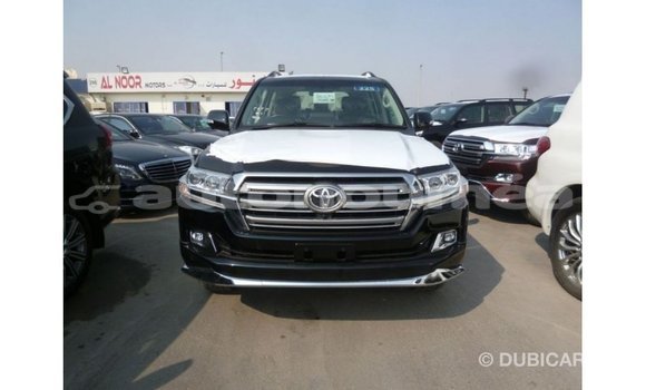 Acheter Import Voiture Toyota Land Cruiser Noir à Import - Dubai, Iles Acheter Import Voiture Toyota Land Cruiser Noir à Import - Dubai, Iles