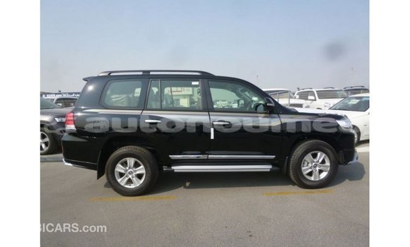 Acheter Import Voiture Toyota Land Cruiser Noir à Import - Dubai, Iles Acheter Import Voiture Toyota Land Cruiser Noir à Import - Dubai, Iles