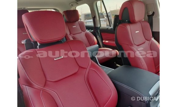 Acheter Import Voiture Toyota Land Cruiser Noir à Import - Dubai, Iles Acheter Import Voiture Toyota Land Cruiser Noir à Import - Dubai, Iles