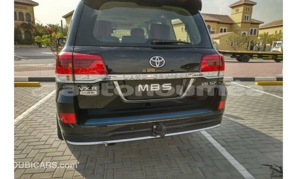 Acheter Import Voiture Toyota Land Cruiser Noir à Import - Dubai, Iles Acheter Import Voiture Toyota Land Cruiser Noir à Import - Dubai, Iles
