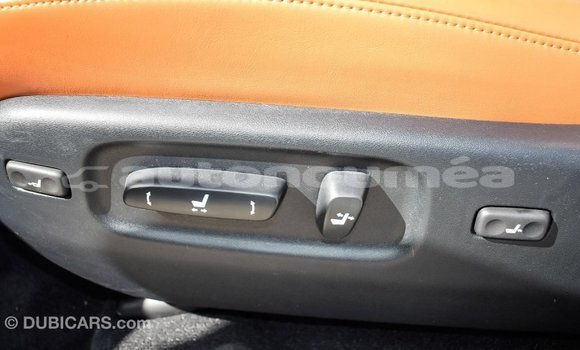 Acheter Import Voiture Lexus LX Blanc à Import - Dubai, Iles Acheter Import Voiture Lexus LX Blanc à Import - Dubai, Iles