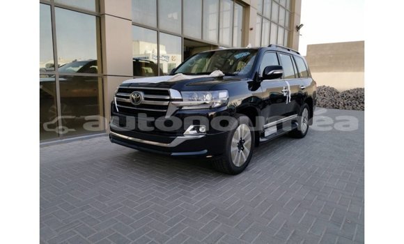 Acheter Import Voiture Toyota Land Cruiser Noir à Import - Dubai, Iles Acheter Import Voiture Toyota Land Cruiser Noir à Import - Dubai, Iles