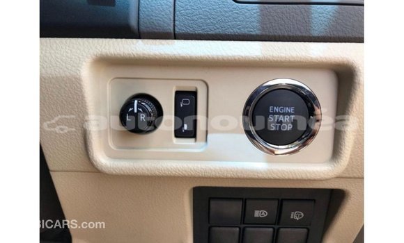 Acheter Import Voiture Toyota Prado Marron à Import - Dubai, Iles Acheter Import Voiture Toyota Prado Marron à Import - Dubai, Iles