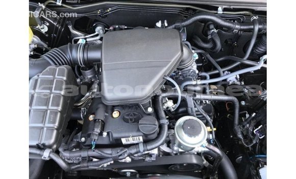 Acheter Import Voiture Toyota Prado Noir à Import - Dubai, Iles Acheter Import Voiture Toyota Prado Noir à Import - Dubai, Iles