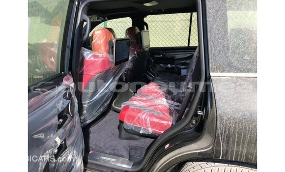 Acheter Import Voiture Lexus LX Noir à Import - Dubai, Iles Acheter Import Voiture Lexus LX Noir à Import - Dubai, Iles