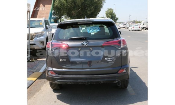 Acheter Import Voiture Toyota RAV4 Autre à Import - Dubai, Iles Acheter Import Voiture Toyota RAV4 Autre à Import - Dubai, Iles
