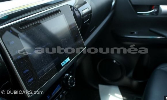 Acheter Import Voiture Toyota Hilux Autre à Import - Dubai, Iles Acheter Import Voiture Toyota Hilux Autre à Import - Dubai, Iles