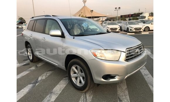 Acheter Import Voiture Toyota Highlander Autre à Import - Dubai, Iles Acheter Import Voiture Toyota Highlander Autre à Import - Dubai, Iles