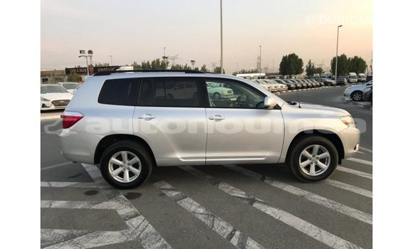Acheter Import Voiture Toyota Highlander Autre à Import - Dubai, Iles Acheter Import Voiture Toyota Highlander Autre à Import - Dubai, Iles