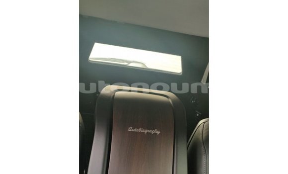 Acheter Import Voiture Toyota Land Cruiser Noir à Import - Dubai, Iles Acheter Import Voiture Toyota Land Cruiser Noir à Import - Dubai, Iles