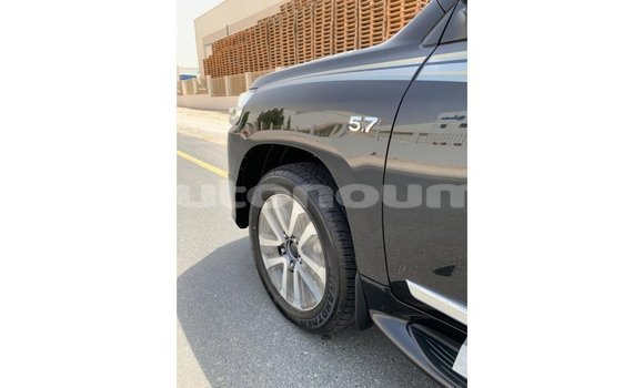 Acheter Import Voiture Toyota Land Cruiser Noir à Import - Dubai, Iles Acheter Import Voiture Toyota Land Cruiser Noir à Import - Dubai, Iles