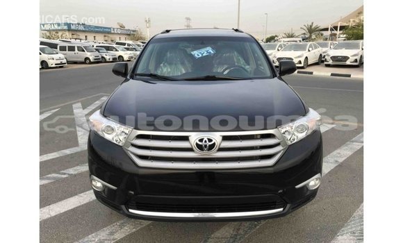 Acheter Import Voiture Toyota Highlander Noir à Import - Dubai, Iles Acheter Import Voiture Toyota Highlander Noir à Import - Dubai, Iles