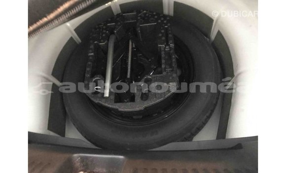 Acheter Import Voiture Volkswagen Jetta Blanc à Import - Dubai, Iles Acheter Import Voiture Volkswagen Jetta Blanc à Import - Dubai, Iles