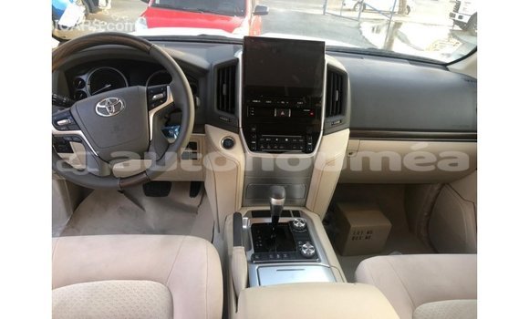 Buy Import Toyota Land Cruiser Black Car in Import - Dubai in Iles Buy Import Toyota Land Cruiser Black Car in Import - Dubai in Iles