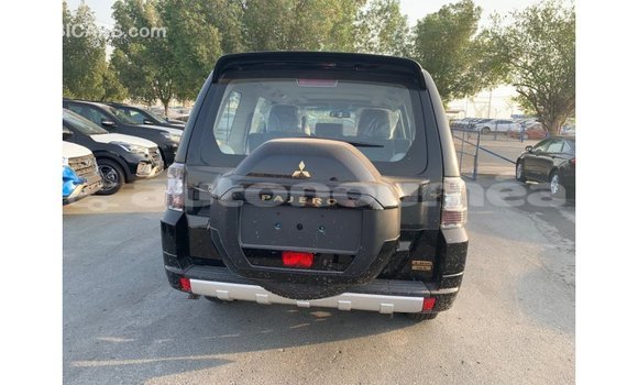Buy Import Mitsubishi Pajero Black Car in Import - Dubai in Iles Buy Import Mitsubishi Pajero Black Car in Import - Dubai in Iles
