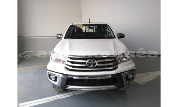 Acheter Import Voiture Toyota Hilux Autre à Import - Dubai, Iles Acheter Import Voiture Toyota Hilux Autre à Import - Dubai, Iles