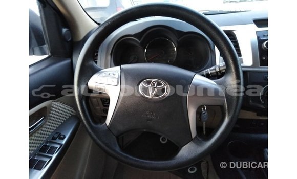 Buy Import Toyota Fortuner White Car in Import - Dubai in Iles Buy Import Toyota Fortuner White Car in Import - Dubai in Iles