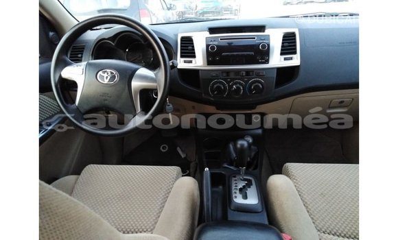 Buy Import Toyota Fortuner White Car in Import - Dubai in Iles Buy Import Toyota Fortuner White Car in Import - Dubai in Iles