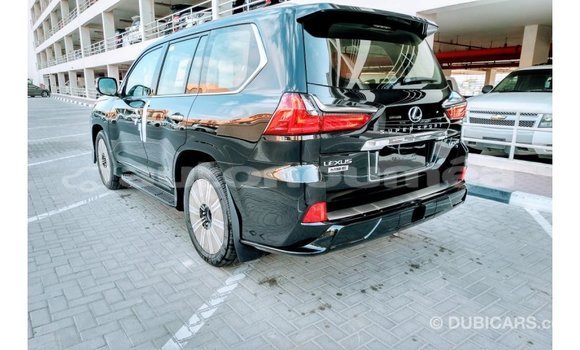Acheter Import Voiture Lexus LX Noir à Import - Dubai, Iles Acheter Import Voiture Lexus LX Noir à Import - Dubai, Iles