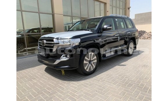 Acheter Import Voiture Toyota Land Cruiser Noir à Import - Dubai, Iles Acheter Import Voiture Toyota Land Cruiser Noir à Import - Dubai, Iles