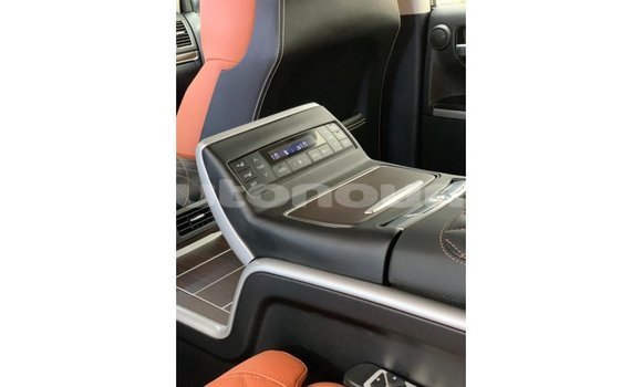 Acheter Import Voiture Toyota Land Cruiser Noir à Import - Dubai, Iles Acheter Import Voiture Toyota Land Cruiser Noir à Import - Dubai, Iles