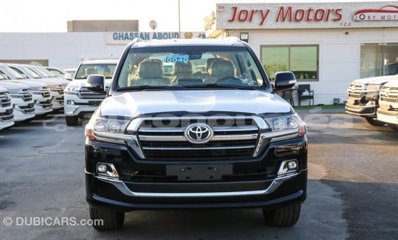 Buy Import Toyota Land Cruiser Black Car in Import - Dubai in Iles Buy Import Toyota Land Cruiser Black Car in Import - Dubai in Iles