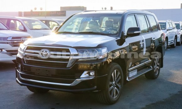Buy Import Toyota Land Cruiser Black Car in Import - Dubai in Iles Buy Import Toyota Land Cruiser Black Car in Import - Dubai in Iles