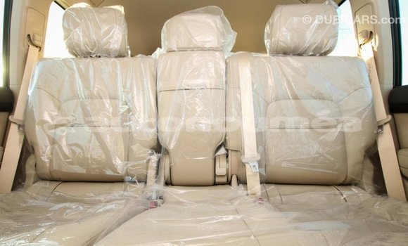 Buy Import Toyota Land Cruiser Black Car in Import - Dubai in Iles Buy Import Toyota Land Cruiser Black Car in Import - Dubai in Iles