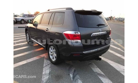 Acheter Import Voiture Toyota Highlander Autre à Import - Dubai, Iles Acheter Import Voiture Toyota Highlander Autre à Import - Dubai, Iles